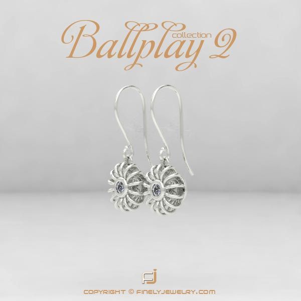Earring Ballplay 2 White Gold